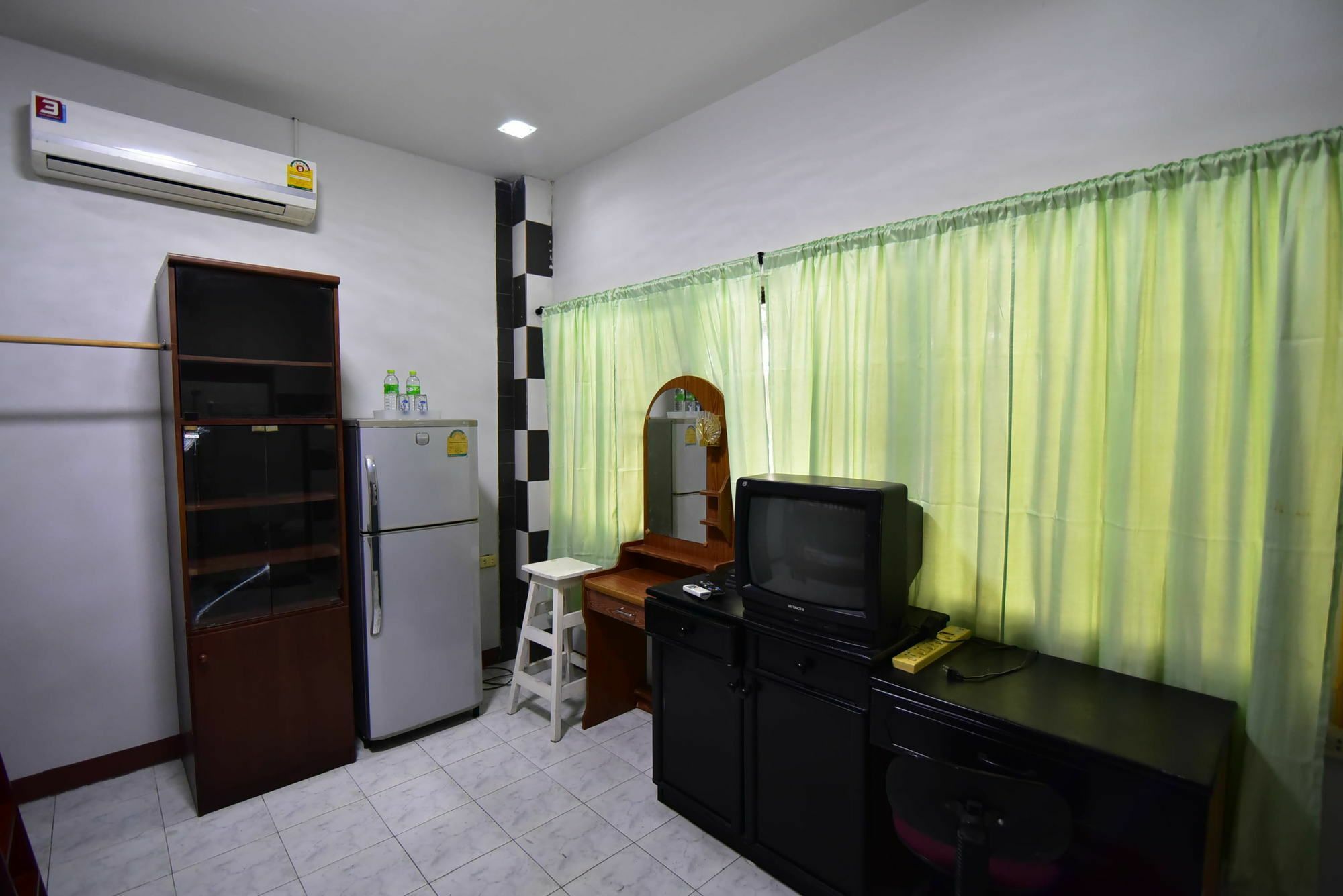 Hotel Model House 2543 Bangkok Esterno foto